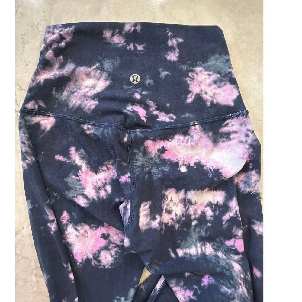 Lululemon Tie Dye Leggings Size 2 25